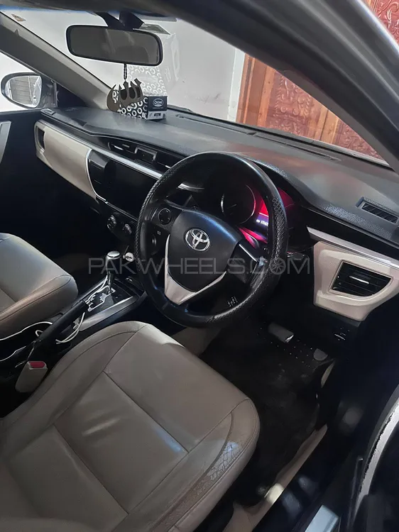 Toyota Corolla 2016 for Sale in Bhakkar Toyota Corolla 2016 for Sale in Bhakkar Image-7