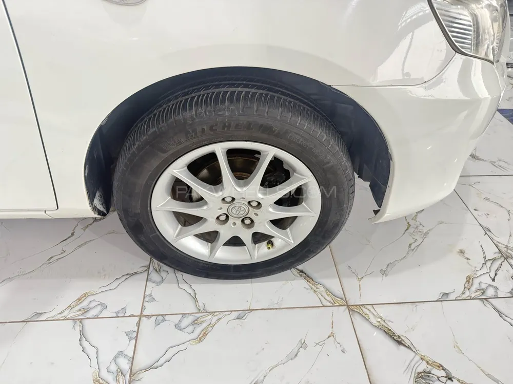 Toyota Corolla Axio 2007 for Sale in Peshawar Toyota Corolla Axio 2007 for Sale in Peshawar Image-5