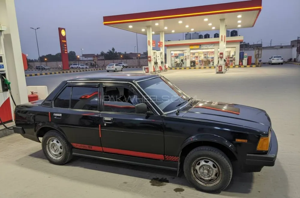 Toyota Corolla 1983 for Sale in Burewala Image-1