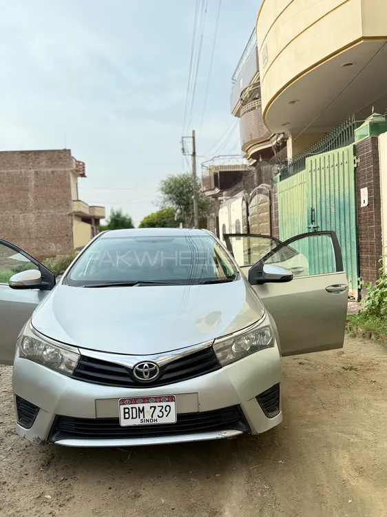 Toyota Corolla 2015 for Sale in Hasilpur Image-1