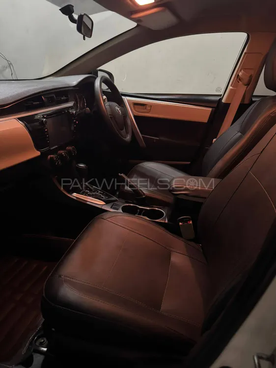 Toyota Corolla 2017 for Sale in Hyderabad Toyota Corolla 2017 for Sale in Hyderabad Image-3