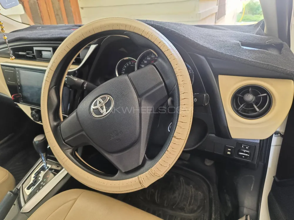 Toyota Corolla 2018 for Sale in Swabi Toyota Corolla 2018 for Sale in Swabi Image-8