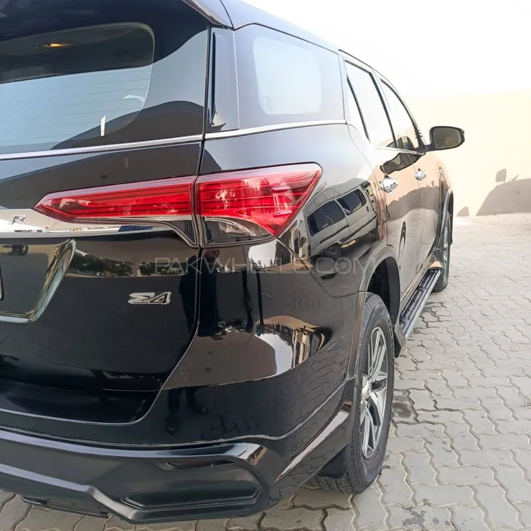 Toyota Fortuner 2020 for Sale in Islamabad Toyota Fortuner 2020 for Sale in Islamabad Image-14