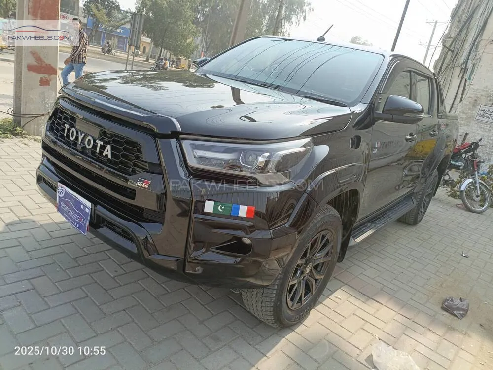 Toyota Hilux 2025 for Sale in Gujranwala Toyota Hilux 2025 for Sale in Gujranwala Image-3