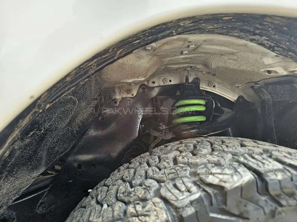 Toyota Hilux 2017 for Sale in Islamabad Toyota Hilux 2017 for Sale in Islamabad Image-11