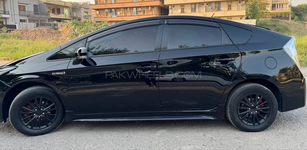 Toyota Prius 2014 for Sale in Islamabad Toyota Prius 2014 for Sale in Islamabad Image-6