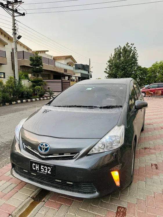 Toyota Prius Alpha 2011 for Sale in Peshawar Toyota Prius Alpha 2011 for Sale in Peshawar Image-13