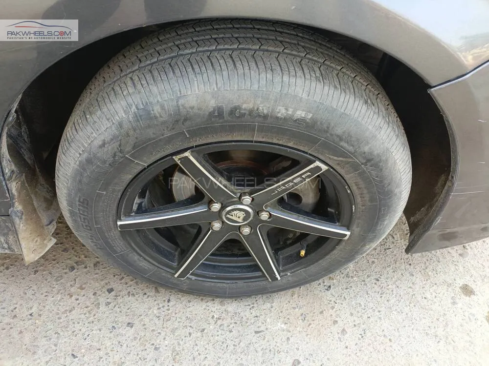 ٹویوٹا پریوس 2011 for Sale in کراچی ٹویوٹا پریوس 2011 for Sale in کراچی Image-14