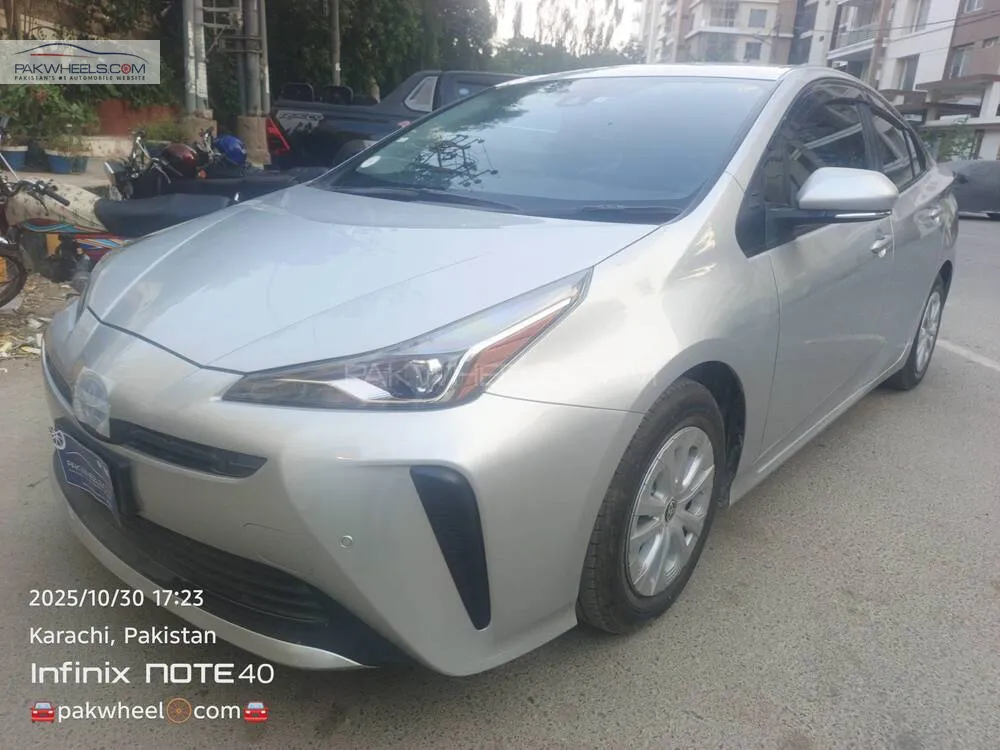 Toyota Prius 2021 for Sale in Karachi Toyota Prius 2021 for Sale in Karachi Image-3