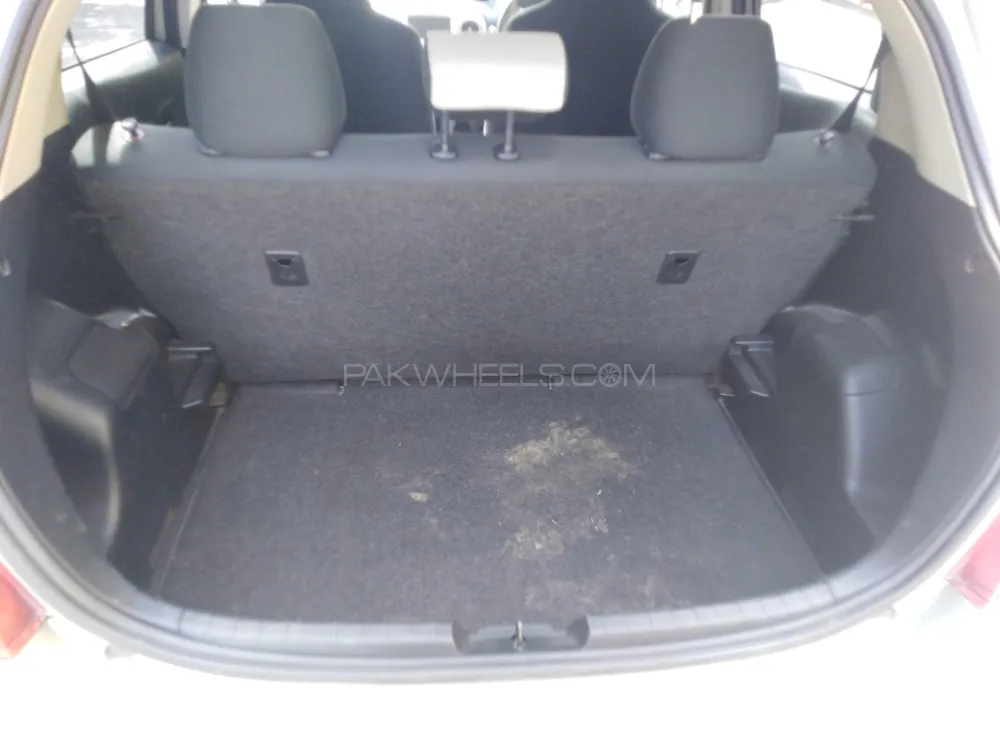 Toyota Vitz 2014 for Sale in Lahore Image-1