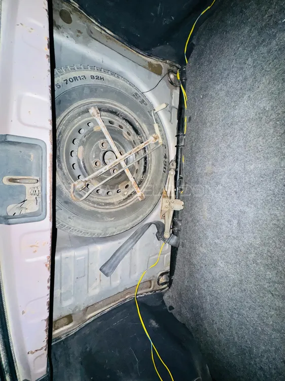 Toyota Vitz 2001 for Sale in Nowshera Toyota Vitz 2001 for Sale in Nowshera Image-7