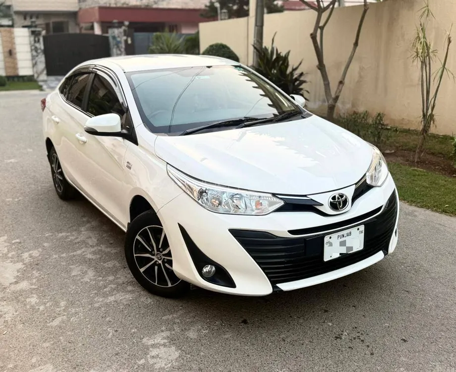 Toyota Yaris Sedan 2022 for Sale in Sialkot Toyota Yaris Sedan 2022 for Sale in Sialkot Image-1