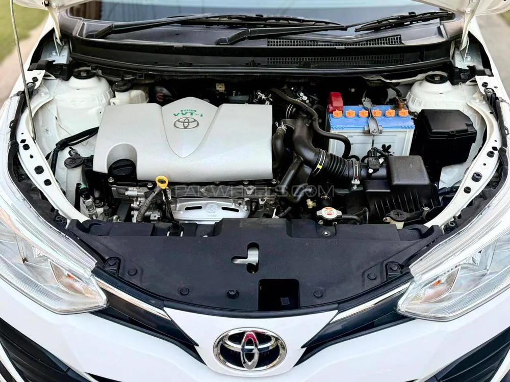 Toyota Yaris Sedan 2022 for Sale in Sialkot Toyota Yaris Sedan 2022 for Sale in Sialkot Image-9