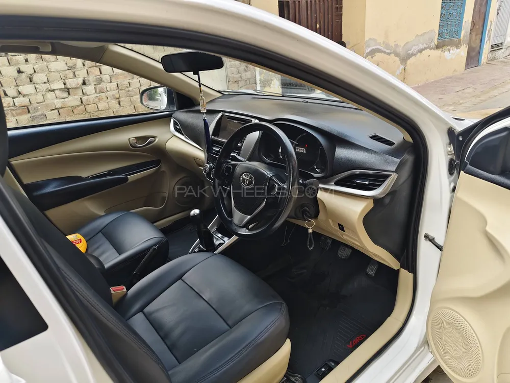 Toyota Yaris Sedan 2020 for Sale in Lahore Toyota Yaris Sedan 2020 for Sale in Lahore Image-10