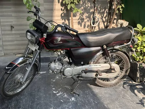 Honda CD 70 2022
