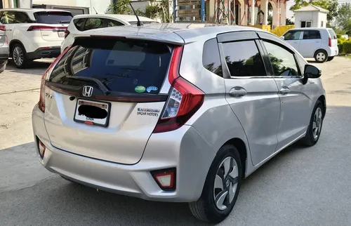 Honda Fit 1.5 Hybrid F Package 2016