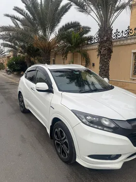 Honda Vezel Hybrid X 2015