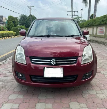 Suzuki Swift DLX Automatic 1.3 2013