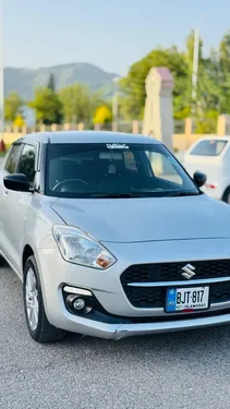 Suzuki Swift GL CVT 2022