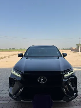 Toyota Fortuner Legender  2022