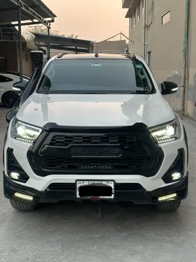 Toyota Hilux Revo V Automatic 2.8 2022