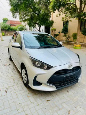 ٹویوٹا یارس ہیچ بیک ایکس 2022 for Sale ٹویوٹا یارس ہیچ بیک ایکس 2022 for Sale