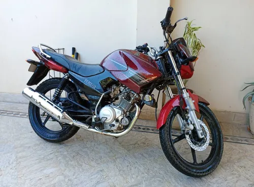 Yamaha YBR 125 2015