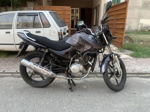 Yamaha YBR 125 2015