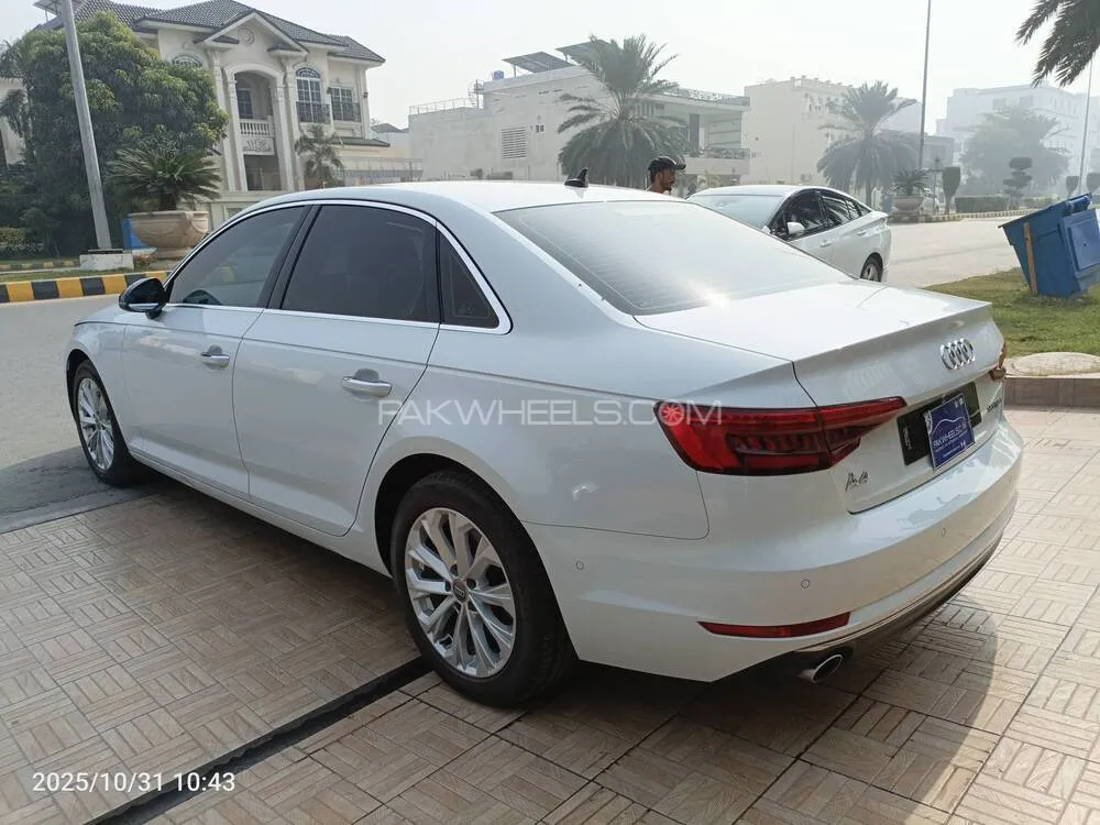 آوڈی اے 4 2017 for Sale in گجرانوالہ آوڈی اے 4 2017 for Sale in گجرانوالہ Image-4