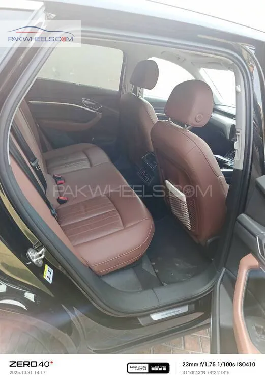 Audi e-tron 2022 for Sale in Lahore Audi e-tron 2022 for Sale in Lahore Image-11