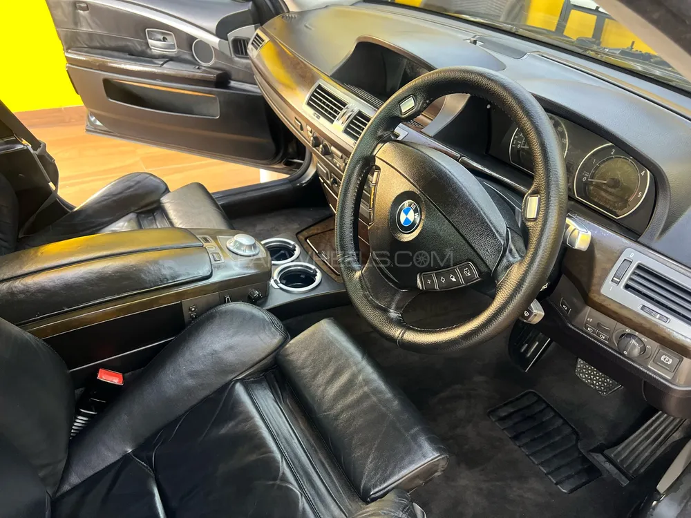 BMW 7 Series 2006 for Sale in Islamabad Image-1