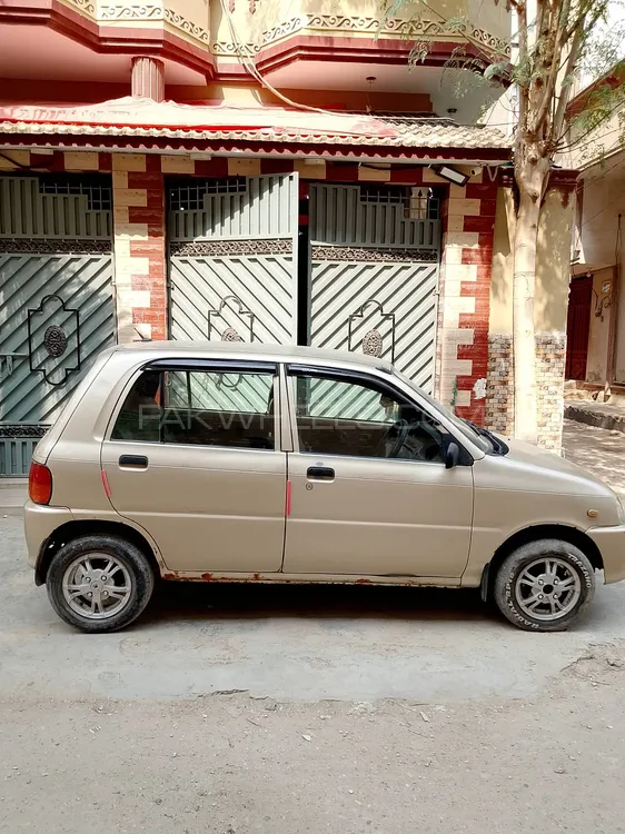 Daihatsu Cuore 2011 for Sale in Karachi Daihatsu Cuore 2011 for Sale in Karachi Image-4