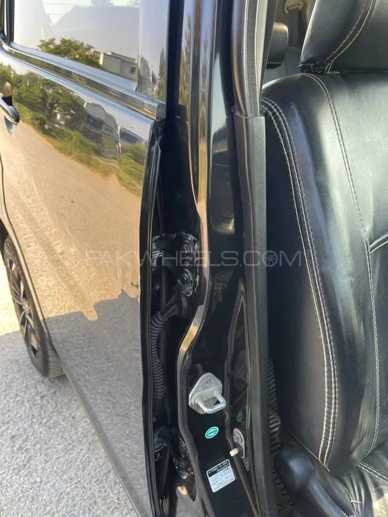 Daihatsu Move 2007 for Sale in Islamabad Daihatsu Move 2007 for Sale in Islamabad Image-9