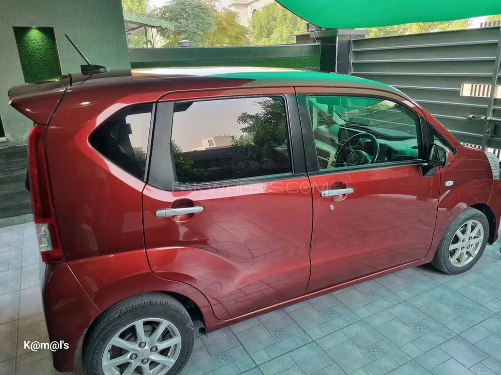 Daihatsu Move 2015 for Sale in Lahore Daihatsu Move 2015 for Sale in Lahore Image-2