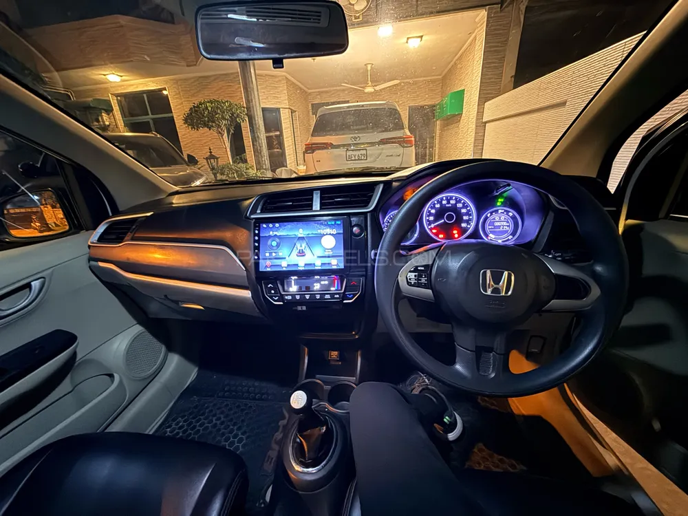Honda BR-V 2018 for Sale in Lahore Honda BR-V 2018 for Sale in Lahore Image-7