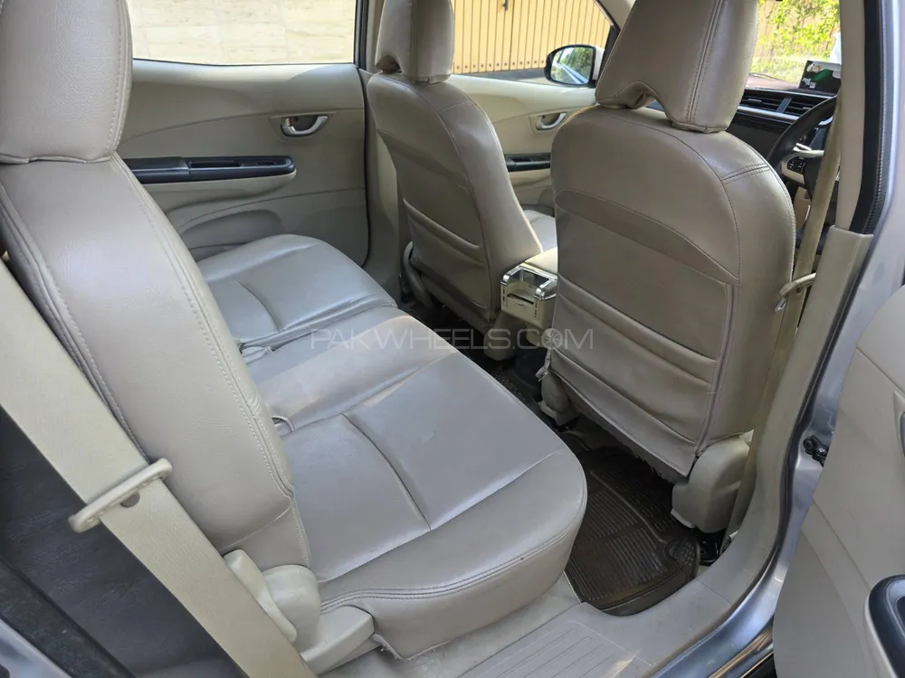 Honda BR-V 2017 for Sale in Islamabad Honda BR-V 2017 for Sale in Islamabad Image-11