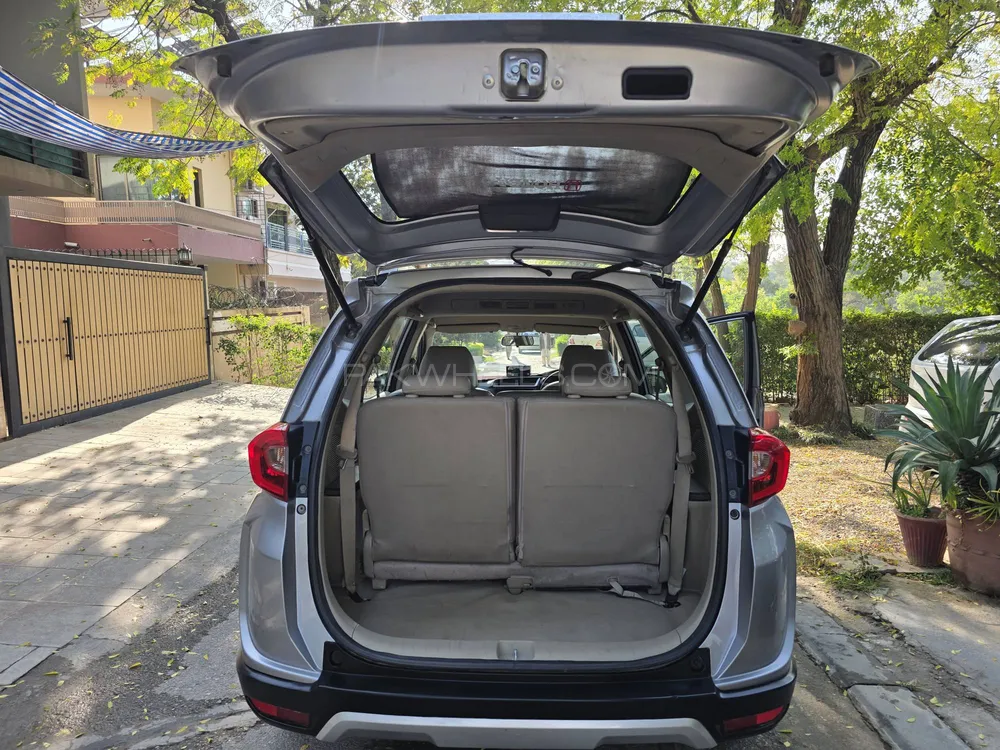 Honda BR-V 2017 for Sale in Islamabad Honda BR-V 2017 for Sale in Islamabad Image-12
