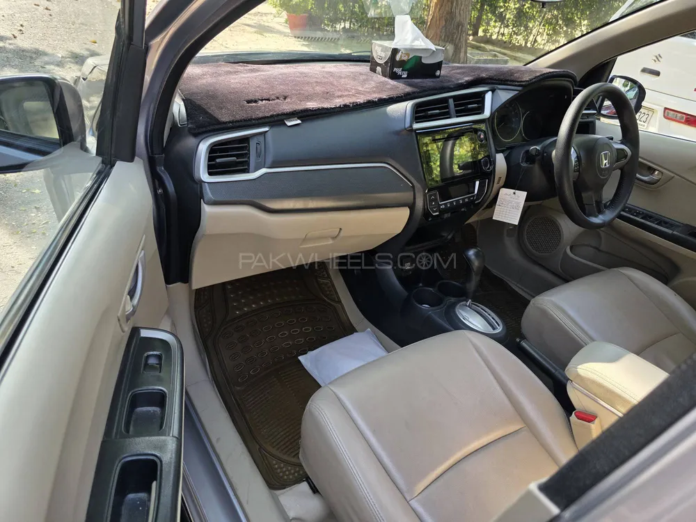 Honda BR-V 2017 for Sale in Islamabad Honda BR-V 2017 for Sale in Islamabad Image-16