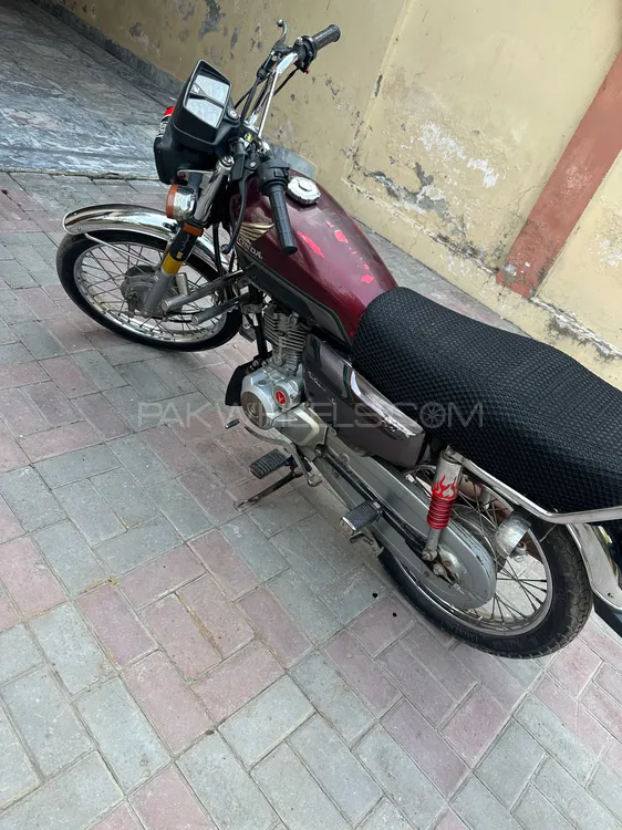 Honda CG 125 Special Edition 2024 for Sale Honda CG 125 Special Edition 2024 for Sale Image-4
