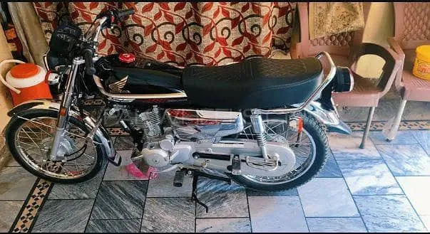 Honda CG 125 Special Edition 2025 for Sale Honda CG 125 Special Edition 2025 for Sale Image-3