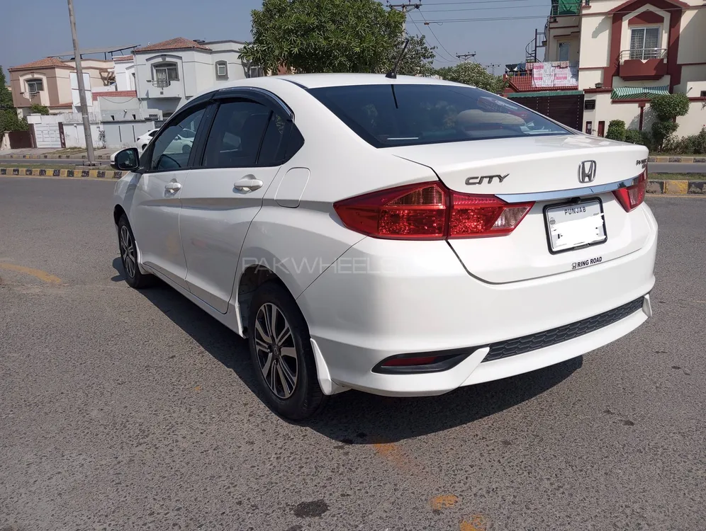 Honda City 2023 for Sale in Lahore Honda City 2023 for Sale in Lahore Image-12