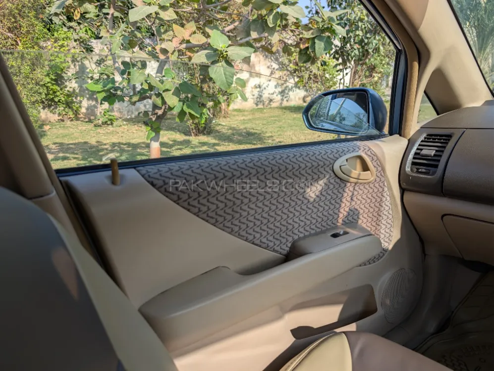 Honda City 2005 for Sale in Rawalpindi Honda City 2005 for Sale in Rawalpindi Image-11