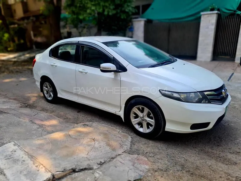 Honda City 2014 for Sale in Lahore Honda City 2014 for Sale in Lahore Image-14