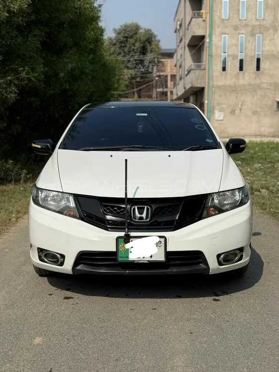 Honda City 2018 for Sale in Lahore Image-1