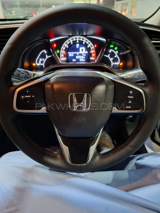 Honda Civic 2017 for Sale in Gujranwala Honda Civic 2017 for Sale in Gujranwala Image-16