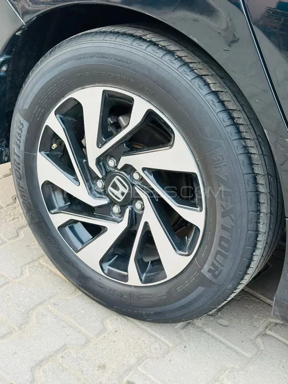 Honda Civic 2018 for Sale in Multan Honda Civic 2018 for Sale in Multan Image-4