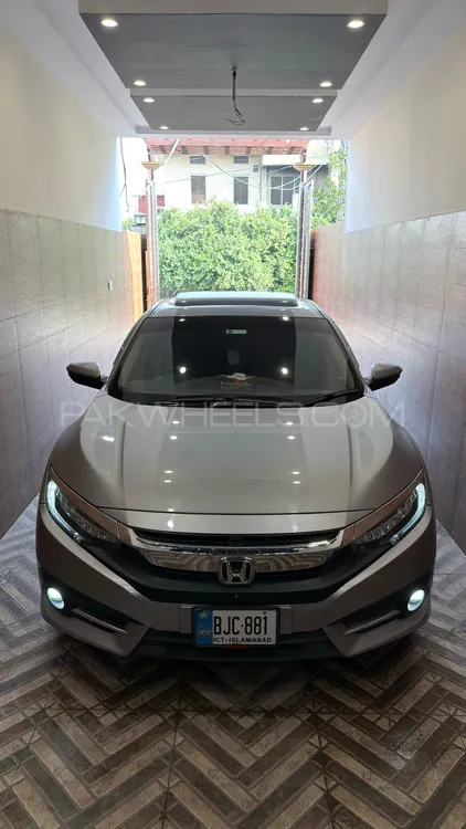 Honda Civic 2021 for Sale in Peshawar Image-1