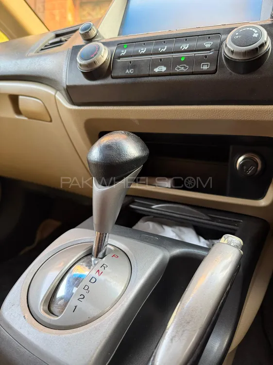 Honda Civic 2011 for Sale in Multan Honda Civic 2011 for Sale in Multan Image-5