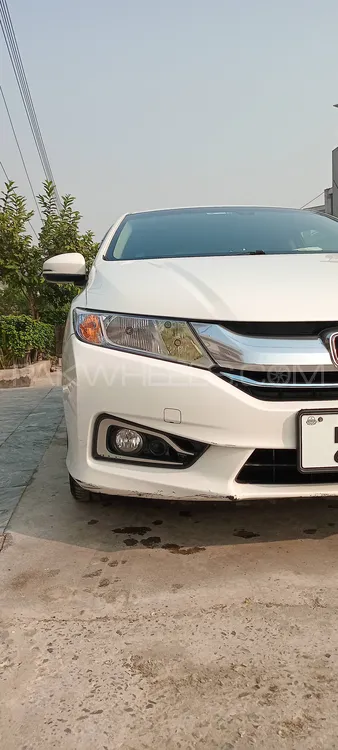 Honda Grace Hybrid 2015 for Sale in Lahore Honda Grace Hybrid 2015 for Sale in Lahore Image-14