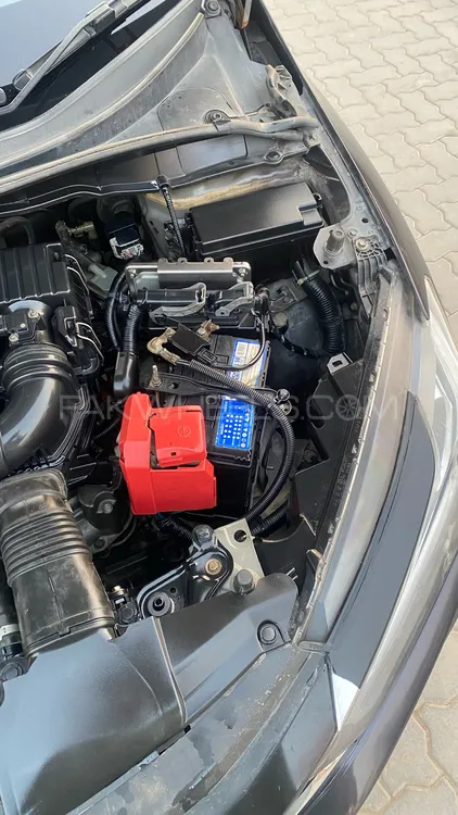 Honda Grace Hybrid 2018 for Sale in Lahore Honda Grace Hybrid 2018 for Sale in Lahore Image-18